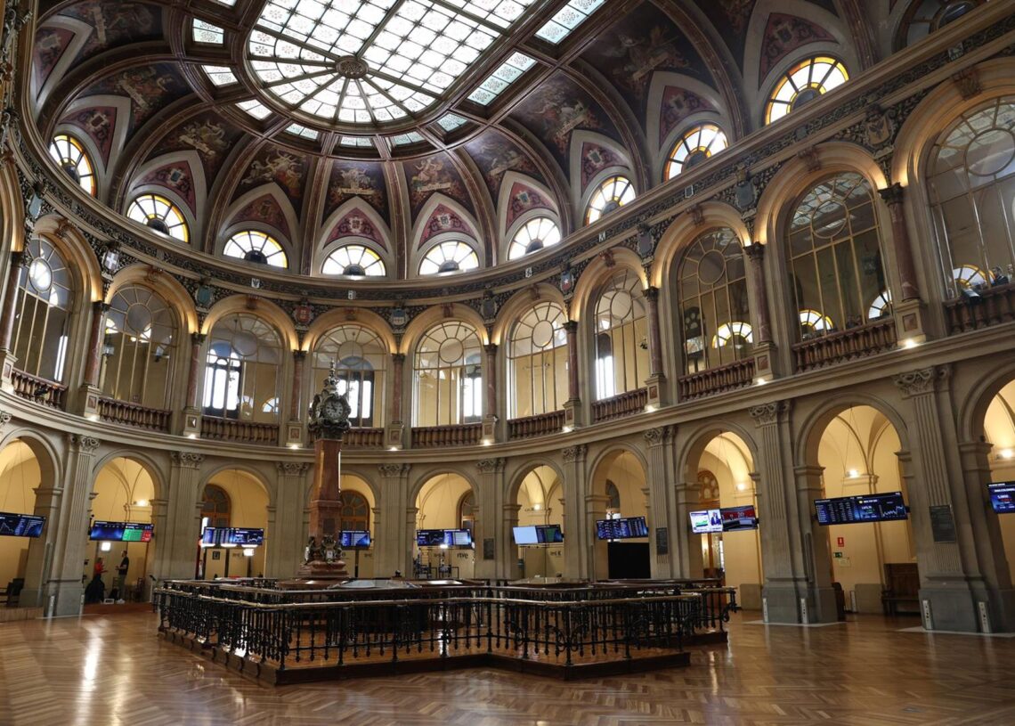 Archivo - Vista general del Palacio de la Bolsa, a 13 de marzo de 2024, en Madrid (España).Marta Fernández Jara - Europa Press - Archivo