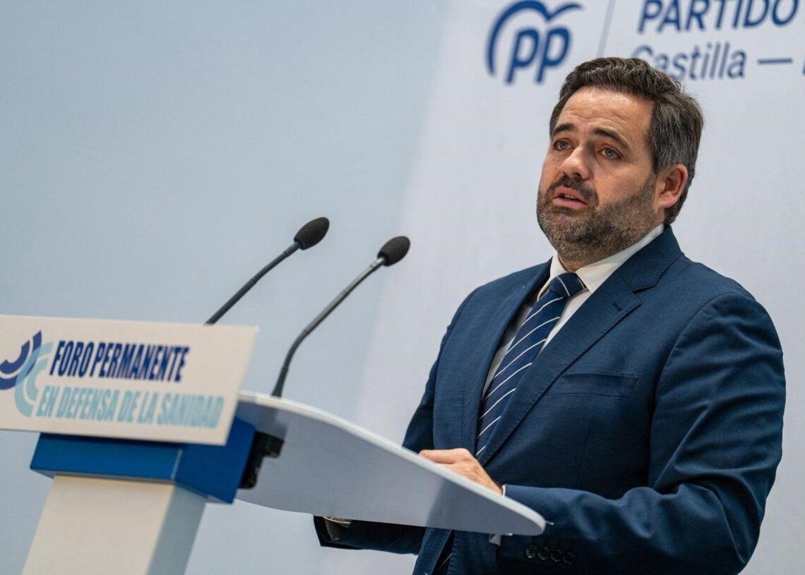 Paco Núñez en el Foro Permanente 'En Defensa de la Sanidad'.PP CASTILLA-LA MANCHA