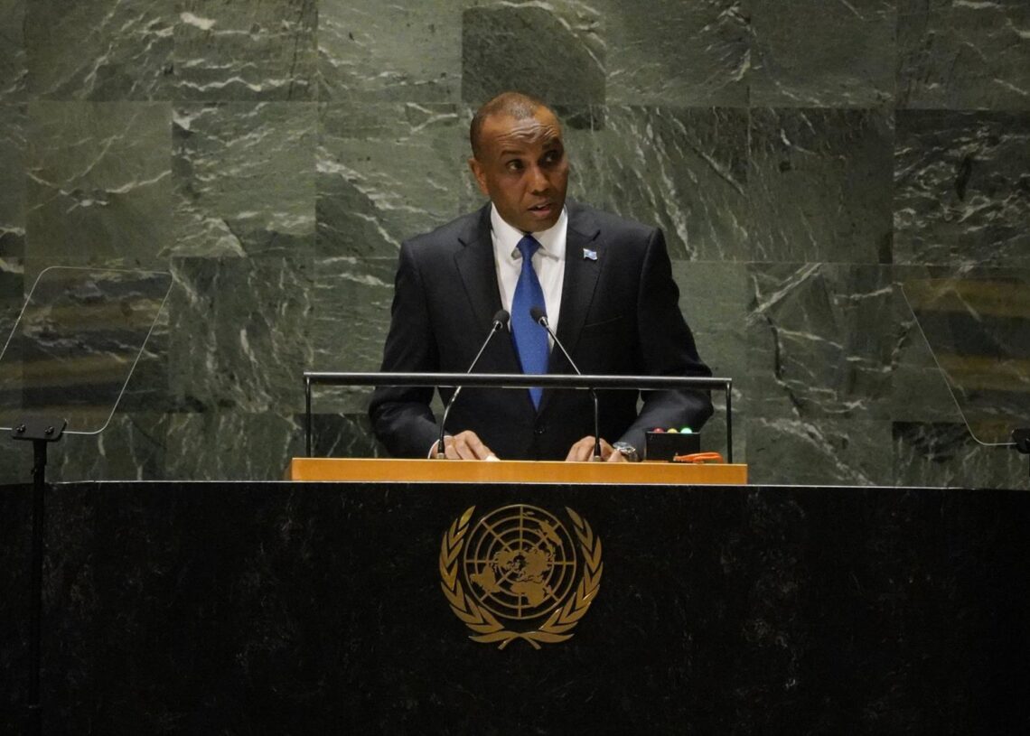 Archivo - El primer ministro de Somalia, Hamza Abdi Barre, da un discurso ante Naciones Unidas en septiembre de 2023 (archivo)Europa Press/Contacto/Wu Xiaoling - Archivo