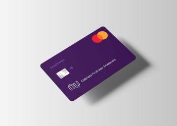 Archivo - Una tarjeta de débito del banco brasileño Nubank.NUBANK - Archivo