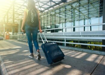 Archivo - [Medios.Regionales.Csalud] Np Consumo Ofrece Claves Para La Búsqueda De Agencias De ViajesJUNTA DE ANDALUCÍA - Archivo