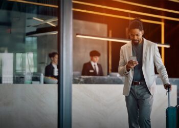 Oakley Capital invierte en la plataforma española de generación de reservas Paraty Tech.OAKLEY CAPITAL