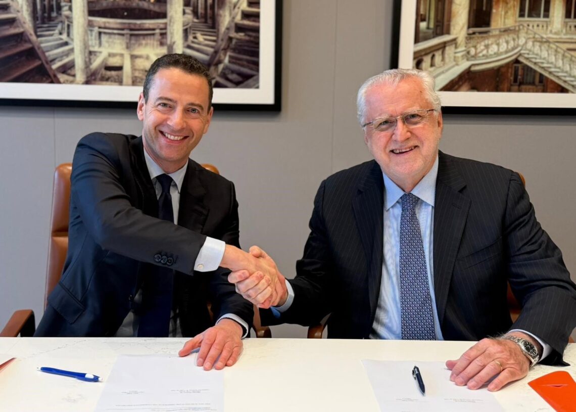 Codelco y Glencore firman un memorándum de entendimiento para levantar una fundición de cobre en Chile.CODELCO