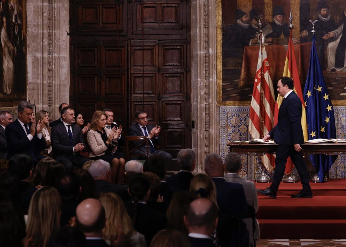 Toman posesión los consellers del nuevo gobierno valenciano de Juanfran Pérez LlorcaROBER SOLSONA - EUROPA PRESS