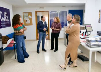 El candidato socialista a la Presidencia de la Junta, Miguel Ángel Gallardo, mantiene una reunión con el Consejo de la Juventud de ExtremaduraPSOE DE EXTREMADURA