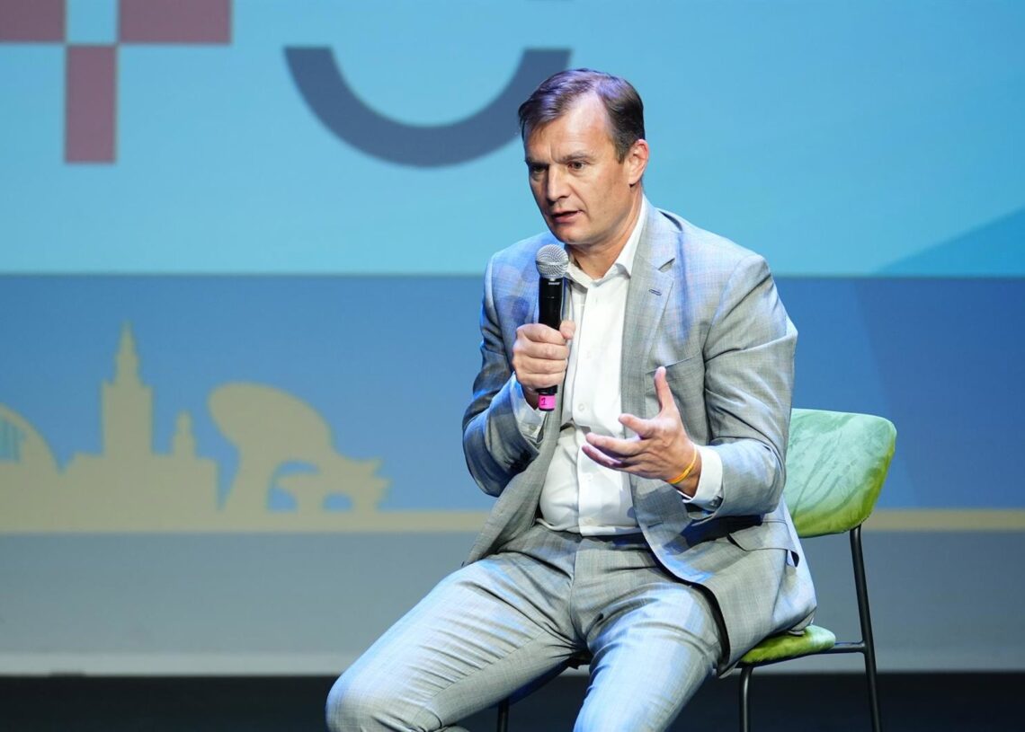 Archivo - El CEO de MasOrange, Meinrad Spenger ,interviene en la inauguración la octava edición del 5G Fórum. A 12 de mayo de 2025 en Sevilla, Andalucía (España). Apertura del 5G Forum 2025, que celebra su octava edición en el Auditorio Cartuja de SevillaFrancisco J. Olmo - Europa Press - Archivo