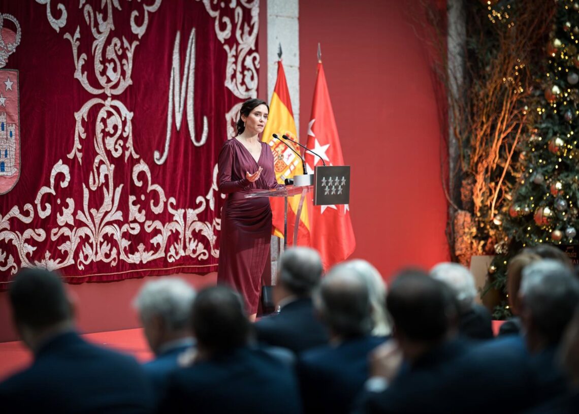 La presidenta de la Comunidad de Madrid, Isabel Díaz Ayuso, durante un acto en conmemoración del 47º aniversario de la Constitución Española, en la Real Casa de CorreosDiego Radamés - Europa Press