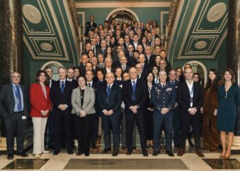 Enaire batirá su récord de vuelos gestionados en 2025 con cerca de 2,5 millones.ENAIRE