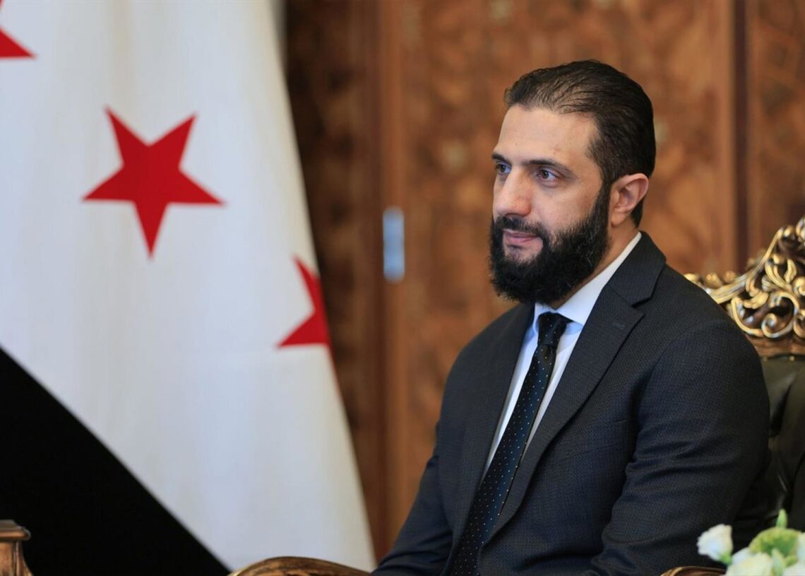 Archivo - El presidente de transición de Siria, Ahmed al Shara, durante un acto oficial en la capital, Damasco, en agosto de 2025 (archivo)Europa Press/Contacto/Syrian Arab News Agency ''SA