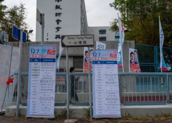 Imagen de archibo de un centro de votación electoral en Hong Kong.Europa Press/Contacto/Vernon Yuen