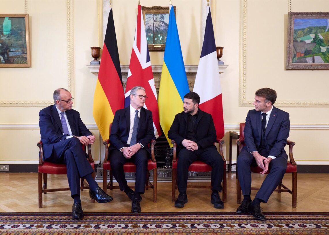 El presidente ucraniano, Volodimir Zelenski, junto al primer ministro de Reino Unido, Keir Starmer, el presidente de Francia, Emmanuel Macron, y el canciller alemán, Olaf Scholz.CUENTA EN X DEL PRESIDENTE DE UCRANIA.