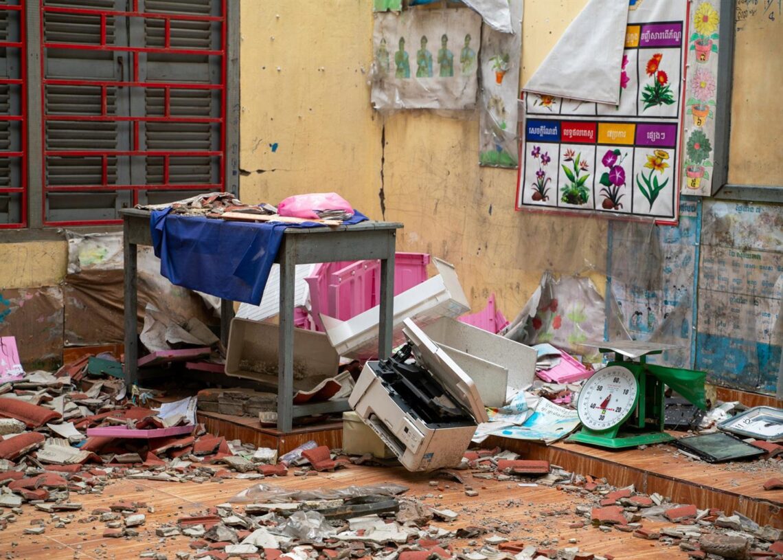 Una escuela en Kouk Mon, provincia camboyana de Oddar Meanchey, dañada durante el conflicto de este año entre Camboya y TailandiaEuropa Press/Contacto/Magdalena Chodownik