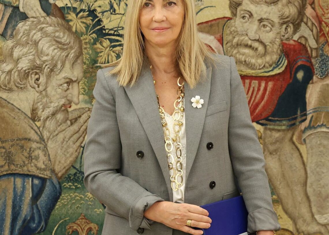 Archivo - La presidenta del Tribunal Supremo y del Consejo General del Poder Judicial, Isabel Perelló, es recibida en audiencia por el Rey Felipe VI en el Palacio de la Zarzuela, a 10 de octubre de 2025, en Madrid (España). Marta Fernández - Europa Press - Archivo