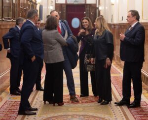 El Congreso aprueba iniciar la reforma para cambiar la clasificación profesional para que enfermeras y fisioterapeutas pasen al grupo A