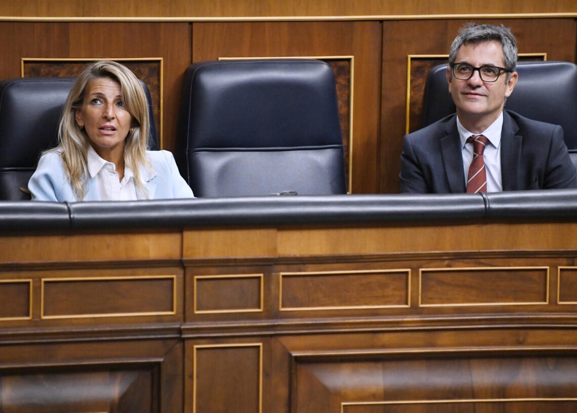 Archivo - La vicepresidenta segunda y ministra de Trabajo y Economía Social, Yolanda Díaz y el ministro de la Presidencia, Justicia y Relaciones con las Cortes, Félix Bolaños.Fernando Sánchez - Europa Press - Archivo