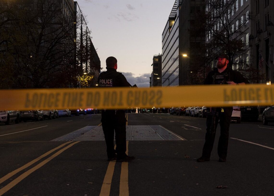 Imagen de archivo de fuezas de seguridad tras un tiroteo en EEUUEuropa Press/Contacto/Mehmet Eser