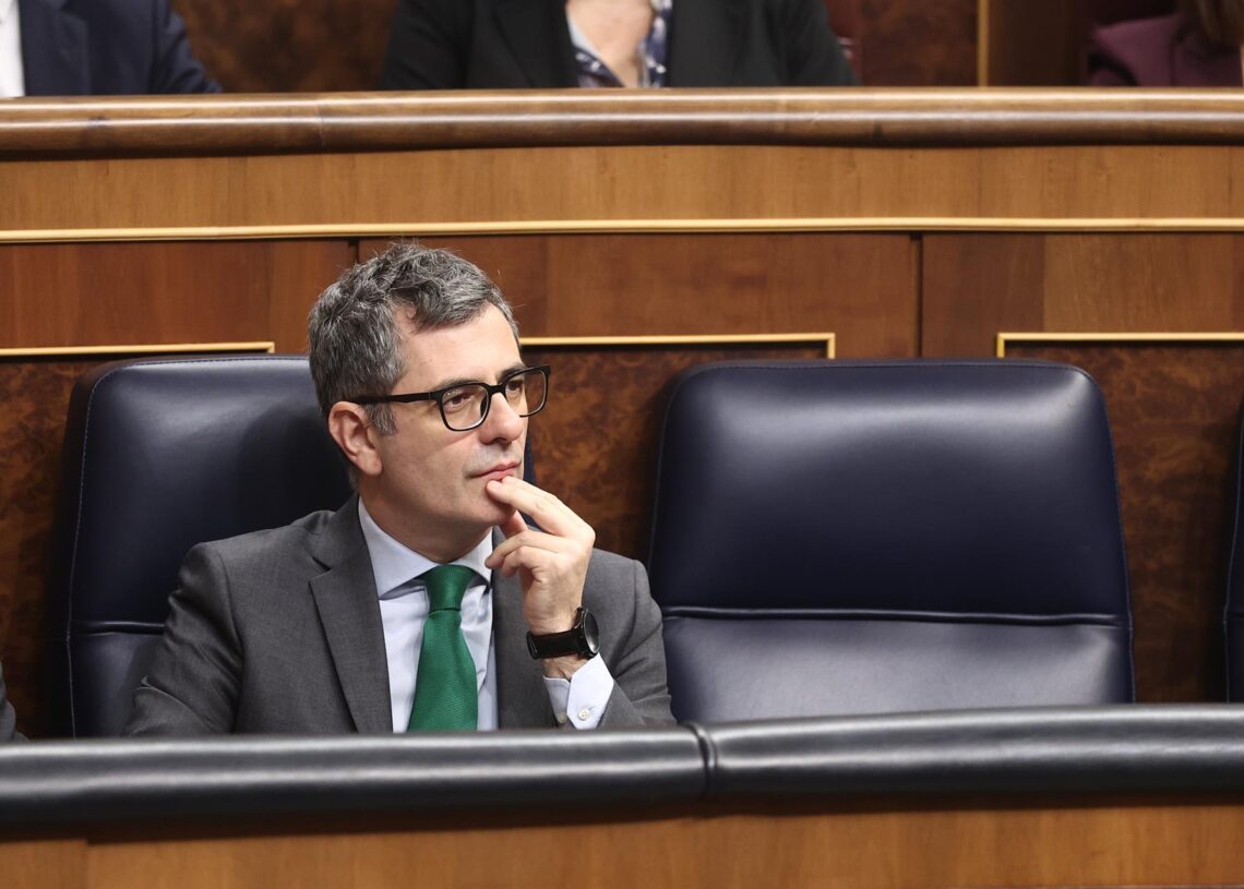 El ministro de la Presidencia, Justicia y Relaciones con las Cortes, Félix Bolaños, durante una sesión de control al Gobierno, en el Congreso de los Diputados, a 10 de diciembre de 2025, en Madrid (España).Eduardo Parra - Europa Press