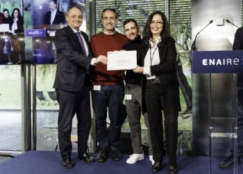 Enaire premia un proyecto de IA para gestionar tráfico aéreo en meteorología adversaMIGUEL SILVEIRA