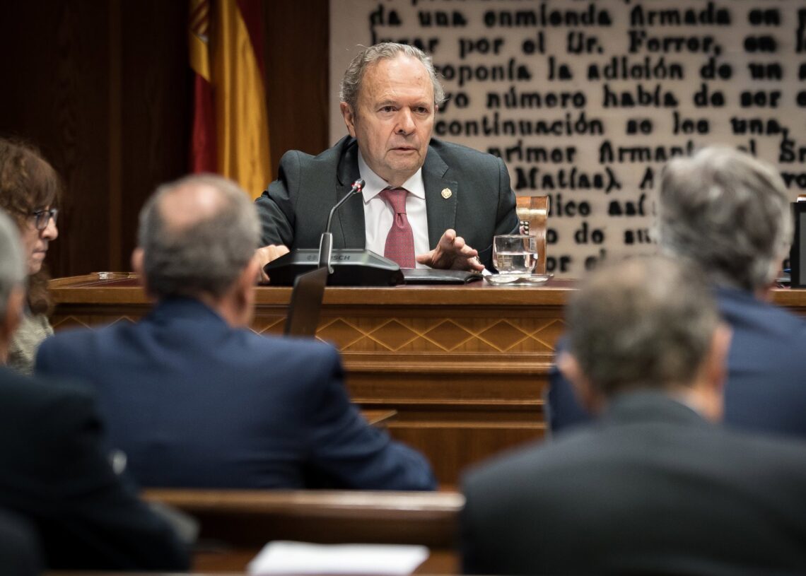 El exvicerrector de Relaciones Institucionales de la Universidad Complutense de Madrid (UCM), Juan Carlos Doadrio Villarejo, comparece ante la Comisión de Investigación del ‘caso Koldo’, en el Senado, a 10 de diciembre de 2025, en Madrid (España). Diego Radamés - Europa Press