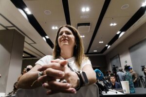 La Guardia Civil detiene a la exmilitante del PSOE Leire Díez y al expresidente de la SEPI por supuestas irregularidades en contratos públicos