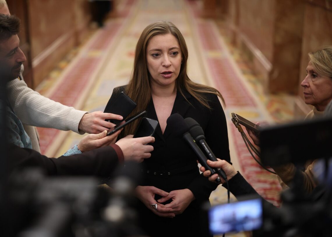 La portavoz del PP en el Congreso, Ester Muñoz, atiende a los medios Alejandro Martínez Vélez - Europa Press