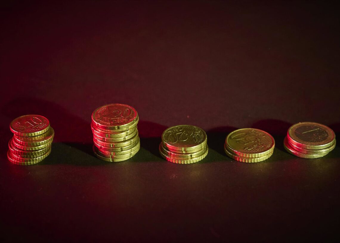 Archivo - Monedas, a 3 de septiembre de 2025, en Madrid (España).Jesús Hellín - Europa Press - Archivo