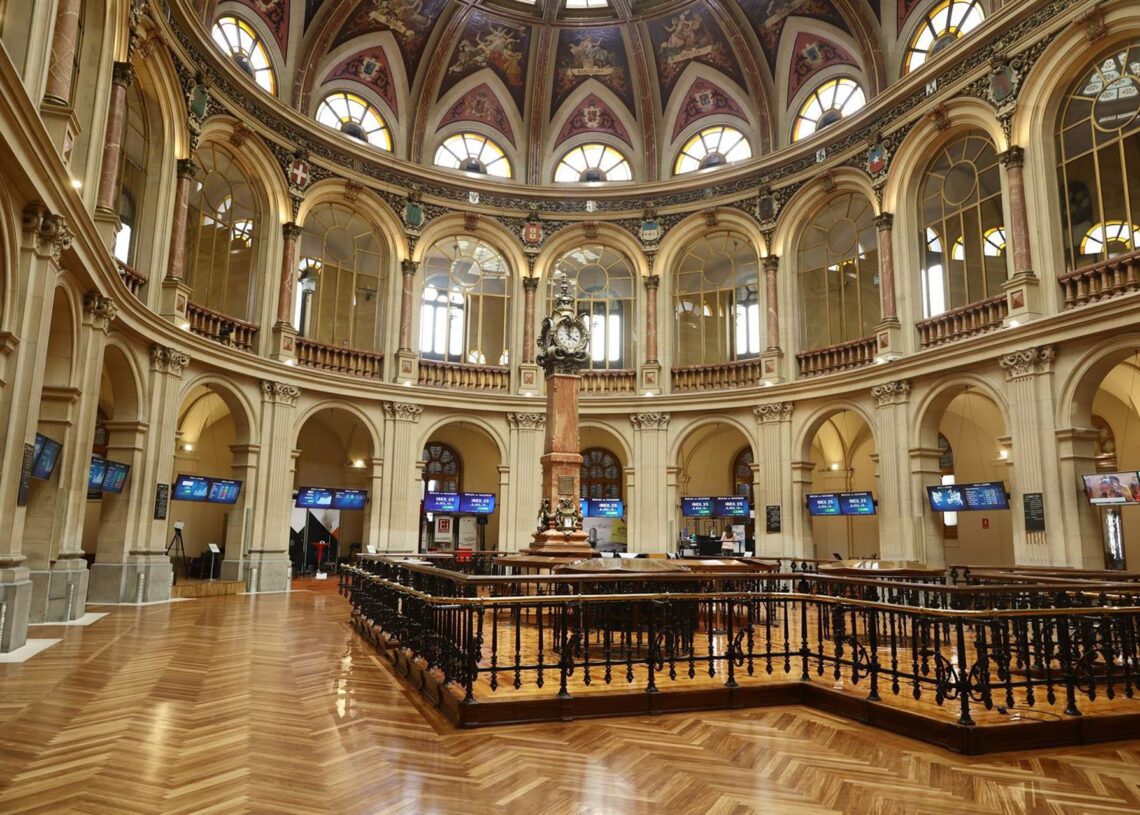 Archivo - Vista general del Palacio de la Bolsa, a 3 de mayo de 2022, en Madrid (España).Eduardo Parra - Europa Press - Archivo