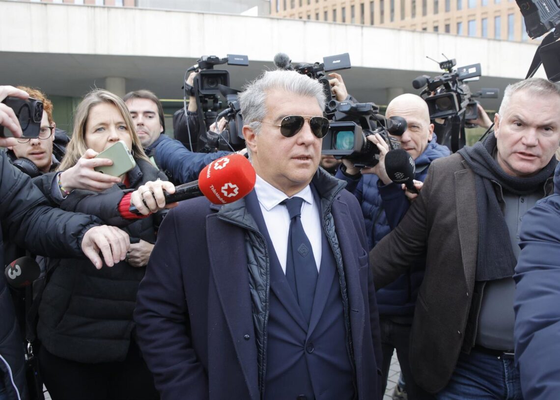 Archivo - El presidente del FC Barcelona, Joan Laporta, sale del juzgado tras declarar en la Ciutat de la Justicia, a 20 de enero de 2025, en Barcelona, Catalunya (España)Kike Rincón - Europa Press - Archivo