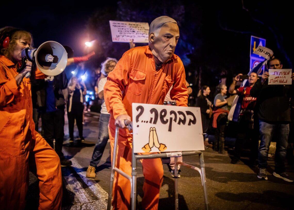 Protestas en Tel Aviv contra el primer ministro israelí, Benjamin Netanyahu, por los casos de corrupciónEuropa Press/Contacto/Eyal Warshavsky