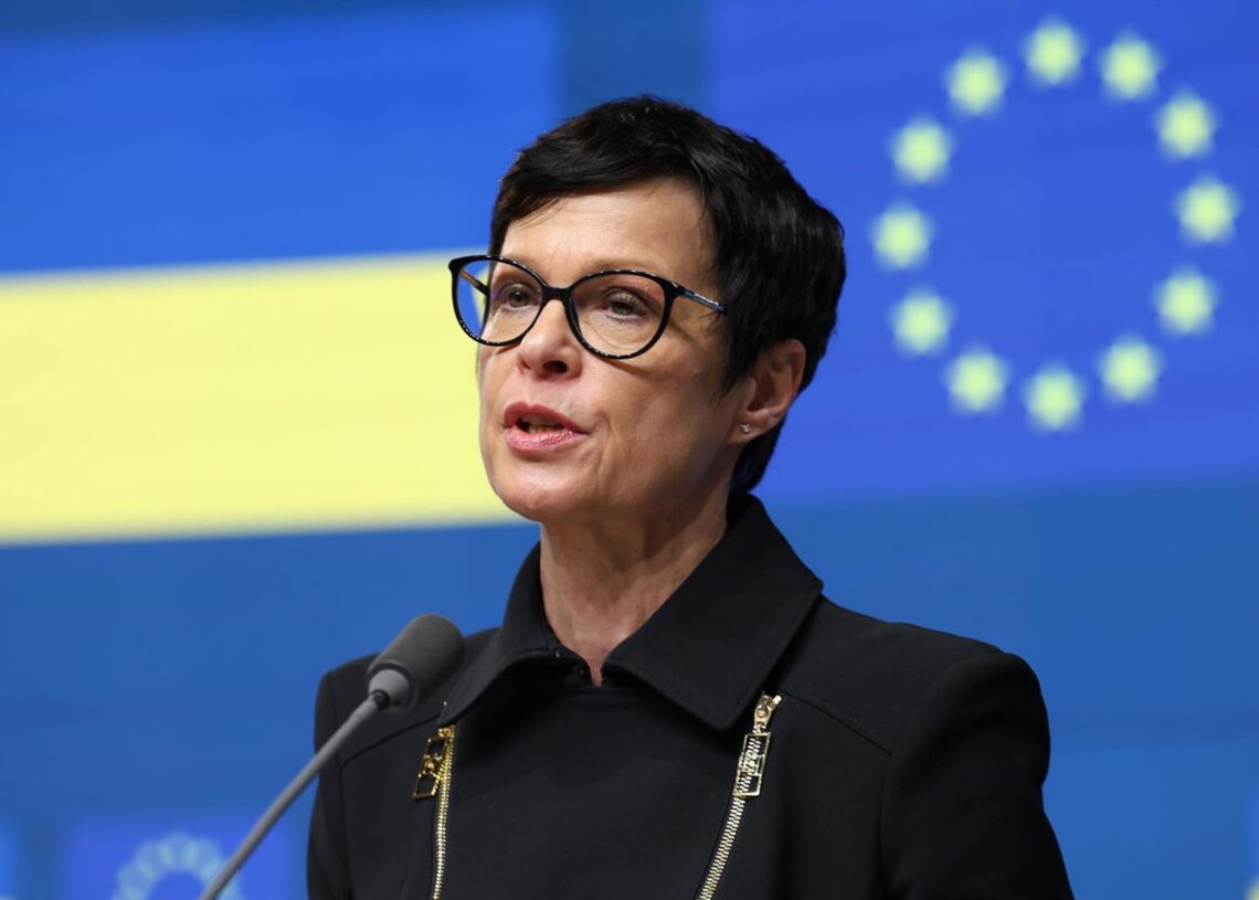 Archivo - La comisaria europea de Ampliación, Marta Kos, durante una reunión con Ucrania en Bruselas.Alexandros Michailidis/EU Counci / DPA - Archivo