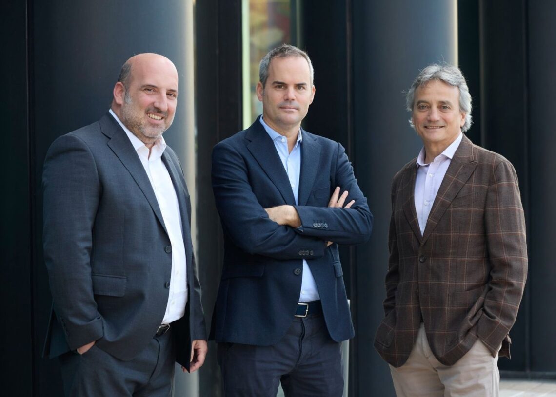 Los socios Jordi Santamaria, Eloi Font y Joan Saula.XAVI TORRES-GRANT THORNTON