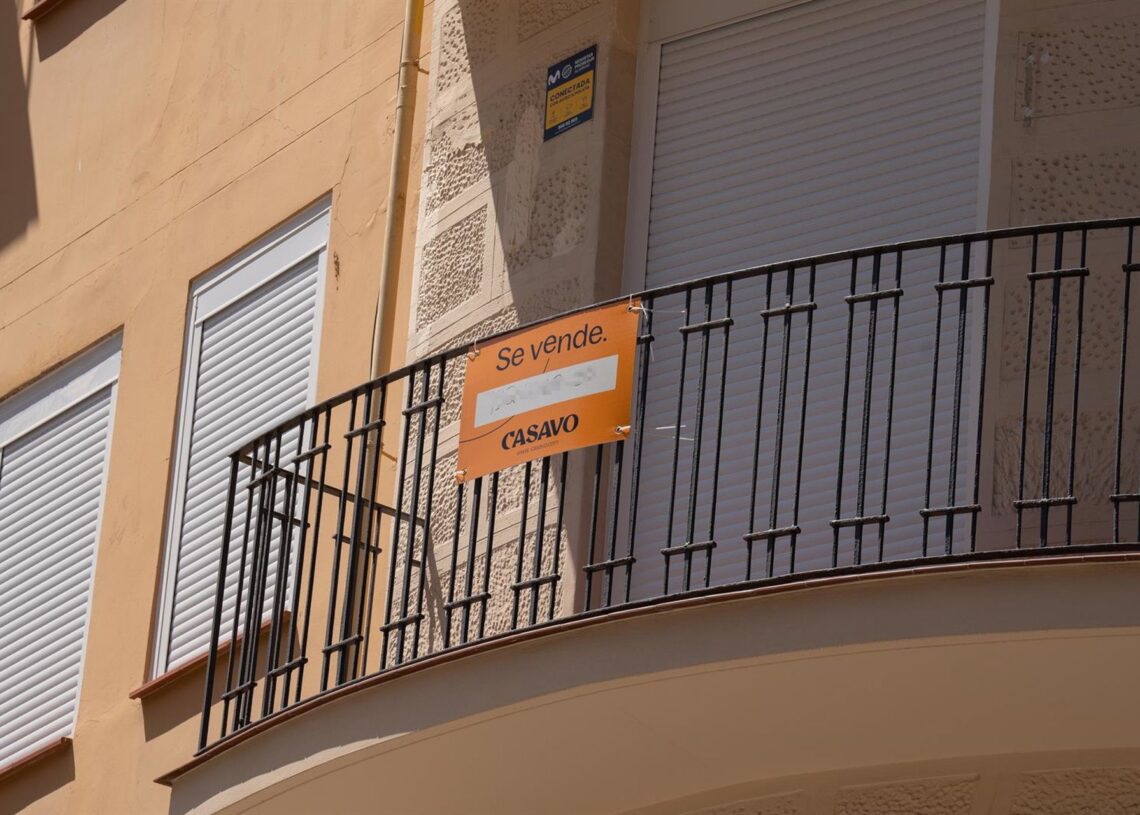 Archivo - Una vivienda en venta.David Zorrakino - Europa Press - Archivo