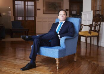 Archivo - El responsable Global de Sostenibilidad y CIB de BBVA, Javier Rodriguez Soler, posa durante la cuarta jornada de los Cursos de Verano de 2024 de la UIMP, en el Palacio de la Magdalena, a 20 de junio de 2024, en Santander, Cantabria (España). César Ortiz - Europa Press - Archivo