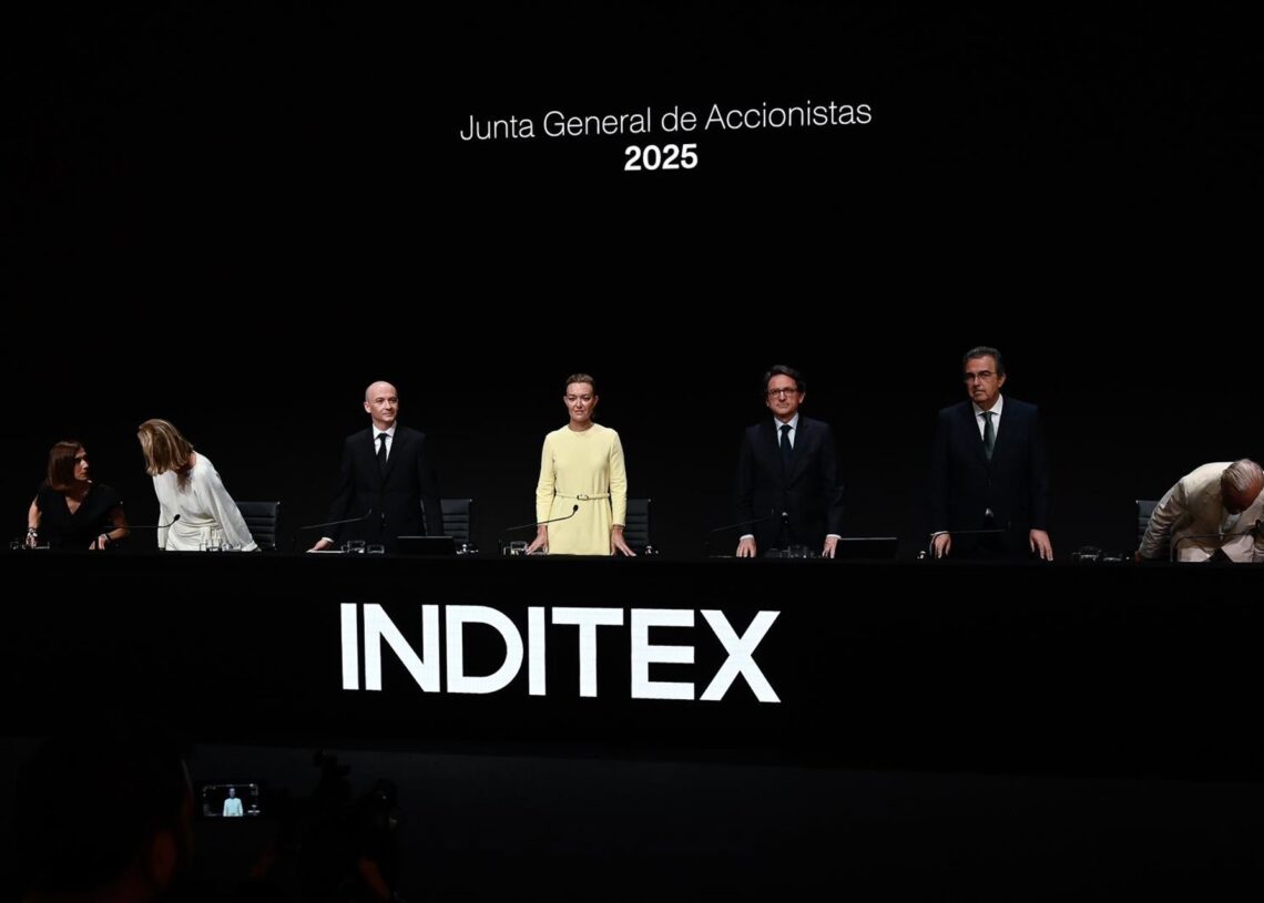 Archivo - La presidenta de Inditex, Marta Ortega preside la Junta General de accionistas de Inditex, a 15 de julio de 2025, en Arteixo, A Coruña, Galicia (España).M. Dylan - Europa Press - Archivo