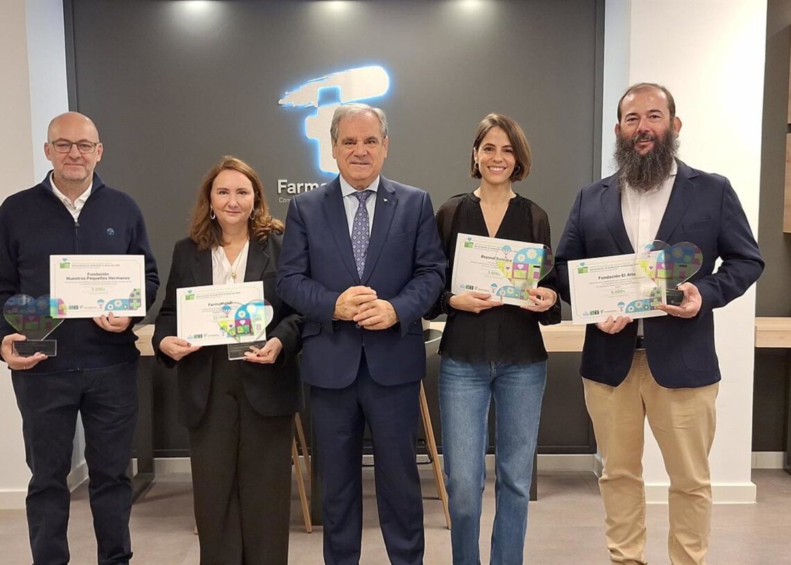 El Consejo General de Farmacéuticos premia cuatro proyectos de mejora de acceso a fármacos en países en desarrolloCONSEJO GENERAL DE FARMACÉUTICOS