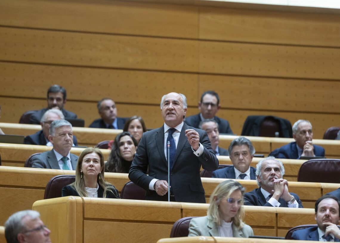 Archivo - El senador del Partido Popular, José Ignacio Landaluce, interviene durante una sesión de control al Gobierno, en el Senado, a 5 de marzo de 2024, en Madrid (España).Alberto Ortega - Europa Press - Archivo