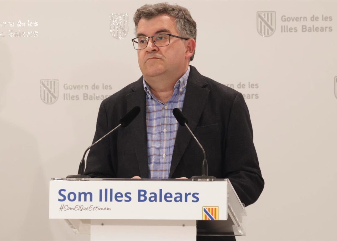 Archivo - El conseller de Agricultura, Pesca y Medio Natural, Joan Simonet. Archivo.CAIB - Archivo