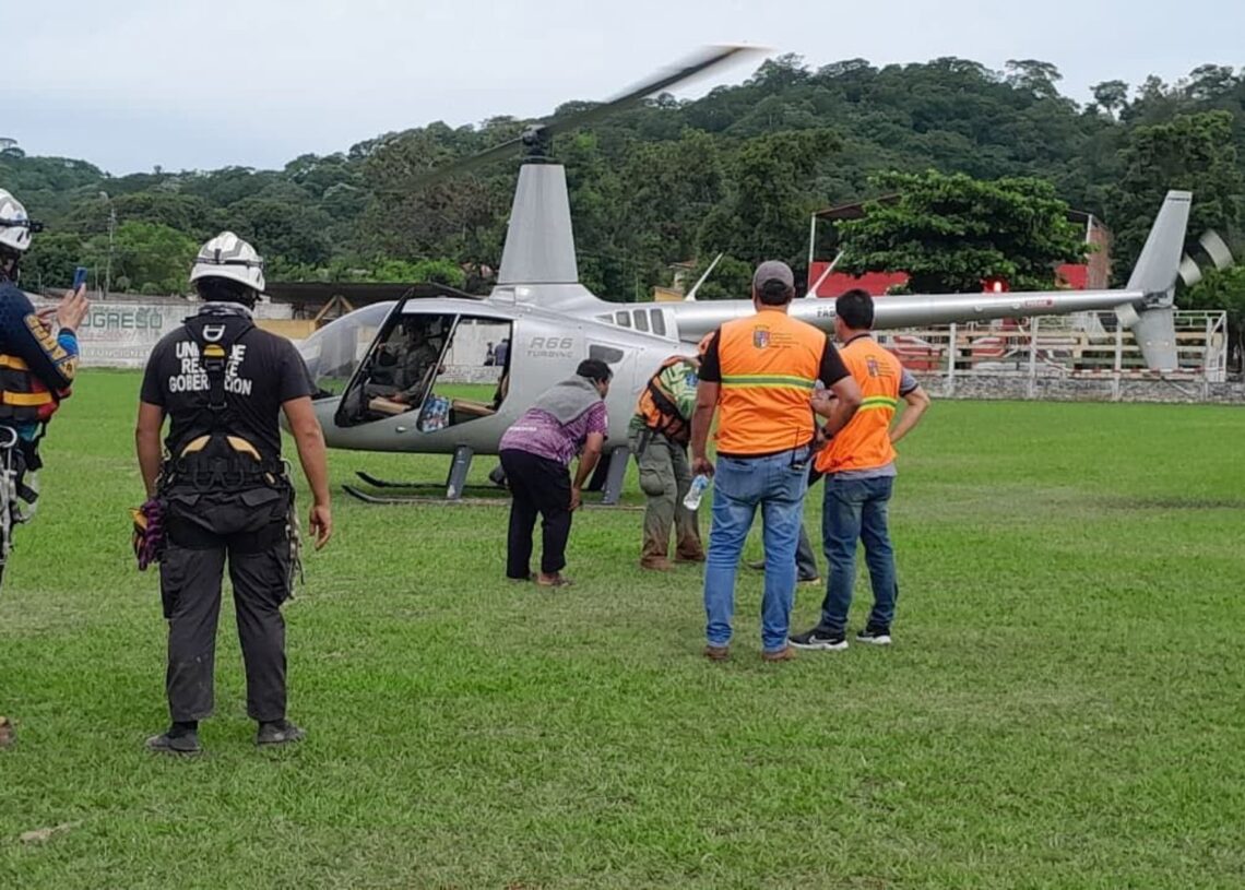 Rescates en el departamento de Santa Cruz (Bolivia) por las inundaciones en la zona.GOBERNACIÓN DE SANTA CRUZ