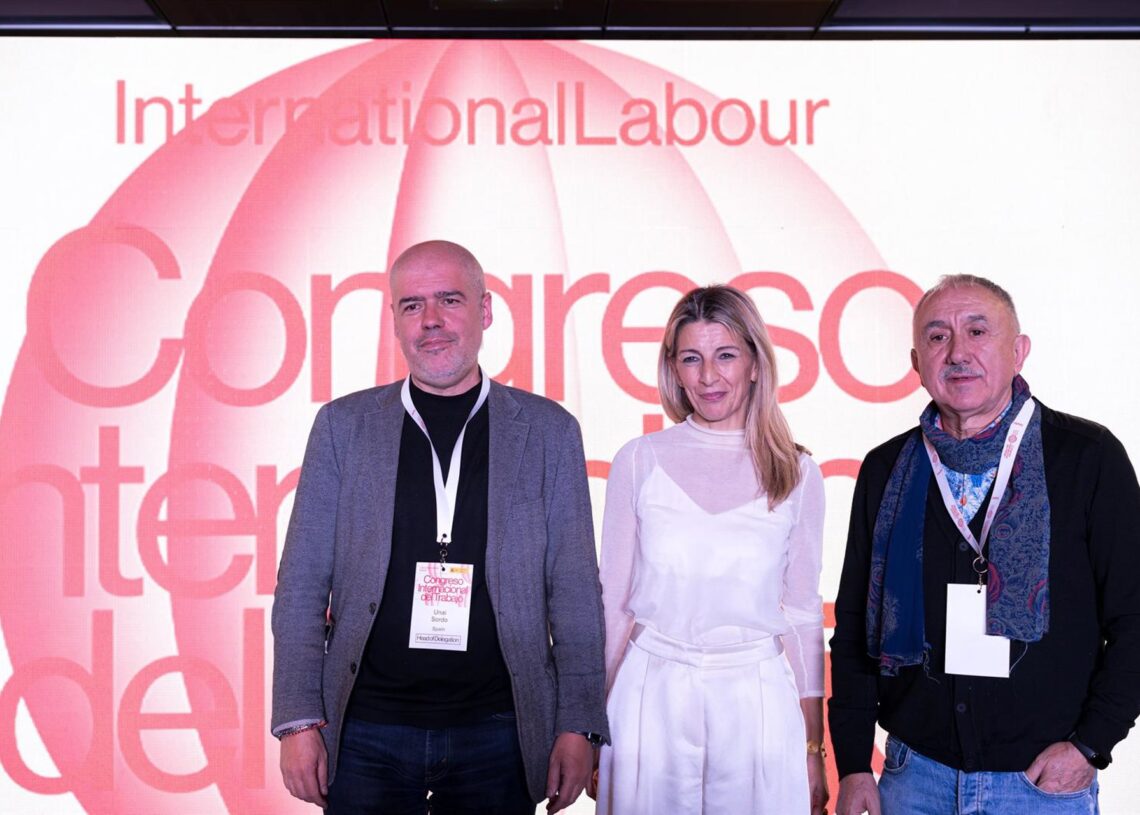 Archivo - (I-D) El secretario general de CCOO, Unai Sordo; la vicepresidenta segunda y ministra de Trabajo y Economía Social, Yolanda Díaz y el secretario general de UGT, Pepe Álvarez.Diego Radamés - Europa Press - Archivo