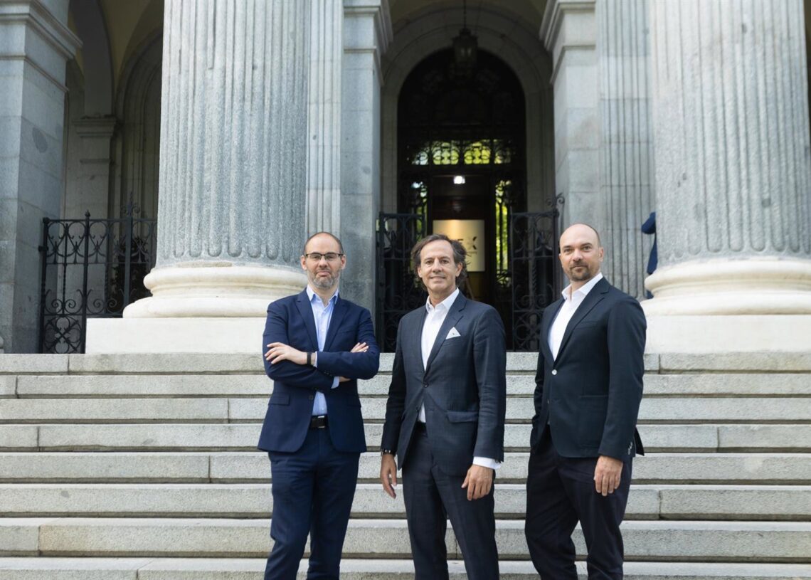 Archivo - Los consejeros y fundadores de la firma, Unai Ansejo, Ramón Blanco y Francois Derbaix.JESUS UMBRIA - Archivo