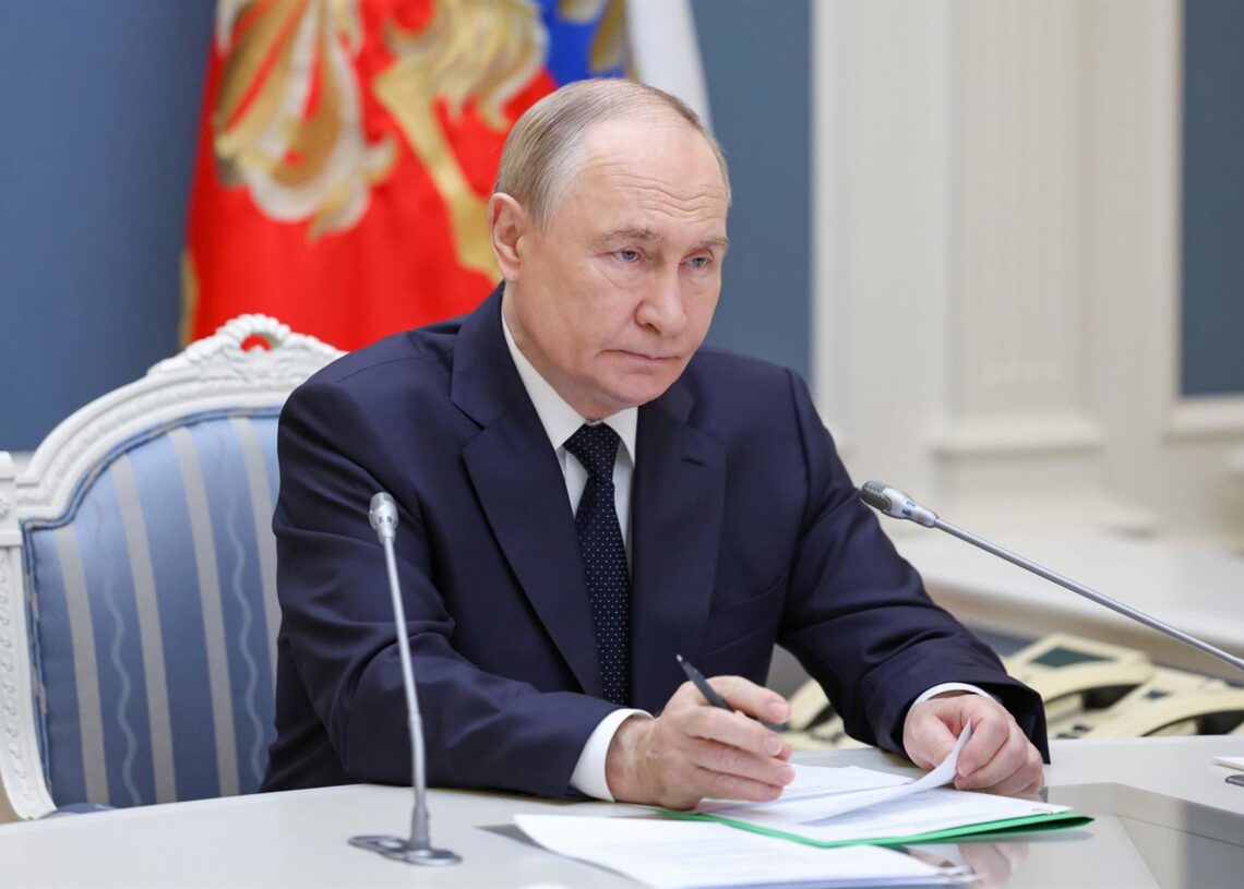 Archivo - El presidente de Rusia, Vladimir Putin, durante una reunión en el Kremlin (archivo)-/Kremlin/dpa - Archivo