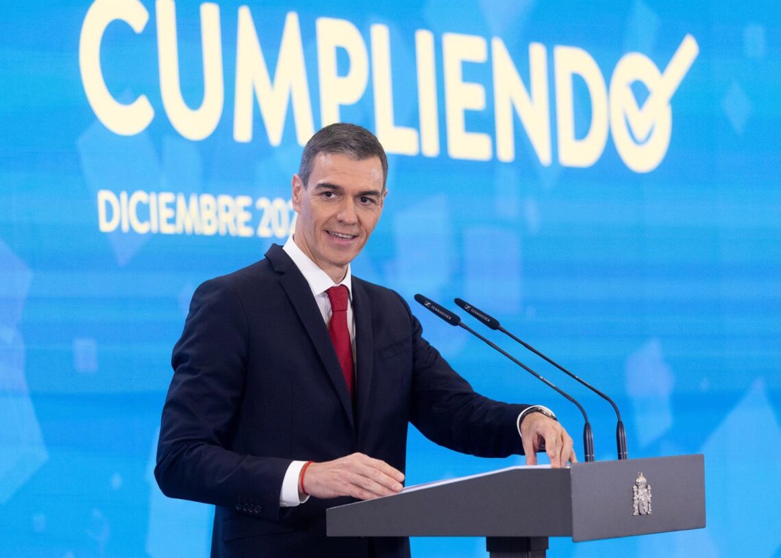 El presidente del Gobierno, Pedro Sánchez, durante una rueda de prensa, en el Palacio de la Moncloa, a 15 de diciembre de 2025, en Madrid (España). Eduardo Parra - Europa Press
