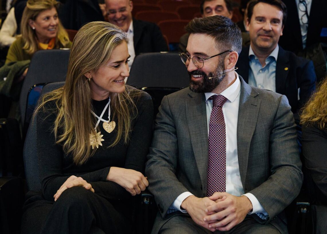 Archivo - La vicepresidenta del Gobierno y ministra para la Transición Ecológica y el Reto Demográfico, Sara Aagesen, y el secretario de Estado de Energía, Joan GroizardCarlos Luján - Europa Press - Archivo